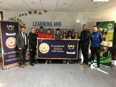 Laurelhill achieve gold schools quality mark